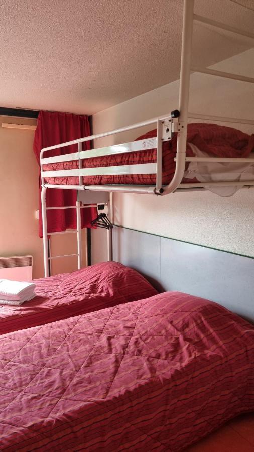 พรีเมียรคลาสมอนตลูคอนเซนต์วิคเตอร์ Hotel แซ็งต์-วิคตัวร์ ภายนอก รูปภาพ