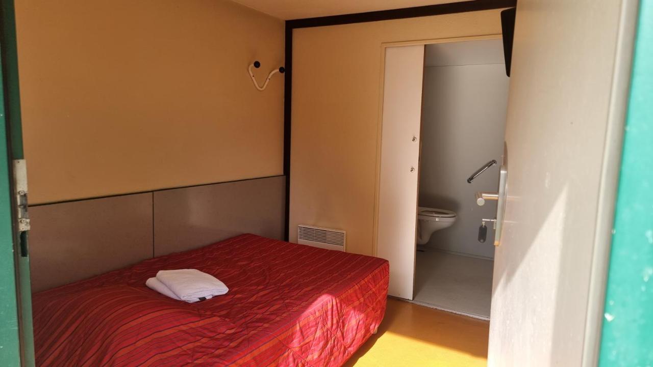 พรีเมียรคลาสมอนตลูคอนเซนต์วิคเตอร์ Hotel แซ็งต์-วิคตัวร์ ภายนอก รูปภาพ